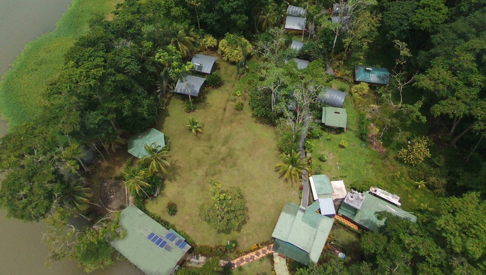 Lirio Lodge Barra de Pacuare Kültér fotó