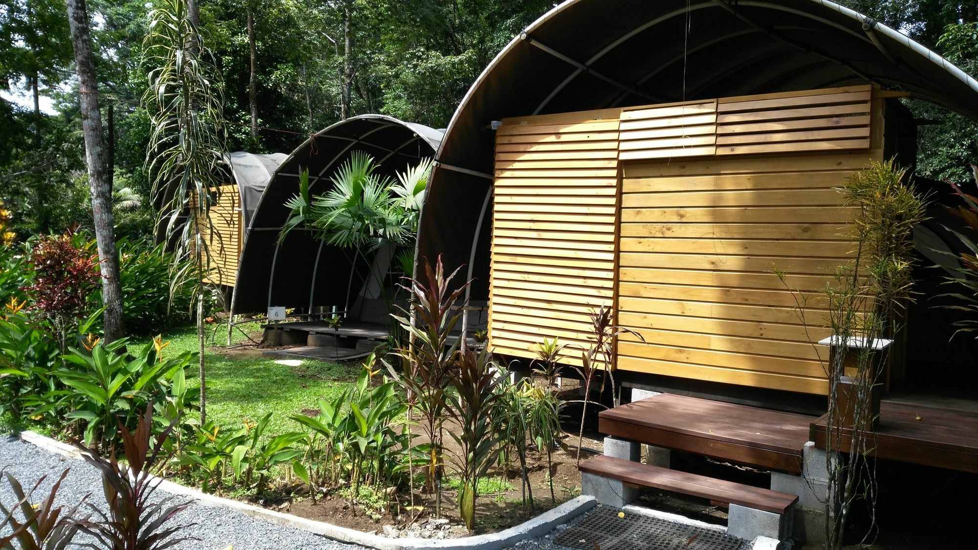 Lirio Lodge Barra de Pacuare Kültér fotó